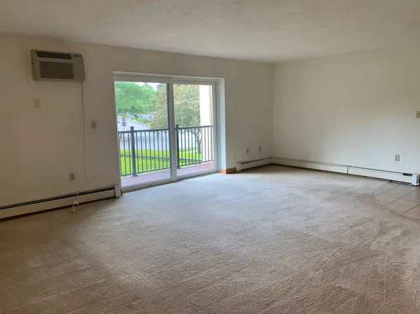 2360 Commonwealth Ave #34A, Auburndale, MA 02466
