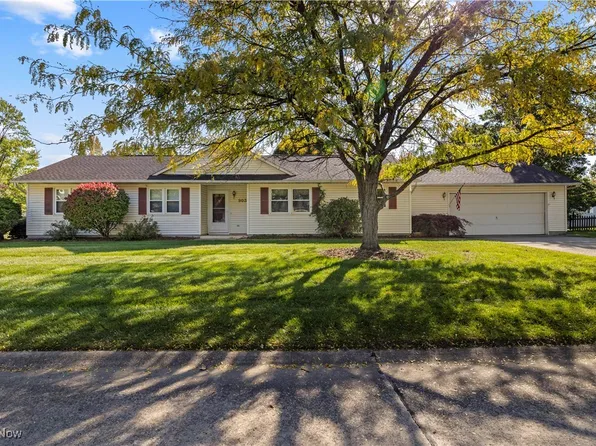 903 Deer Run Dr, Amherst, OH 44001
