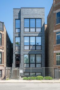 2646 W Augusta Blvd #3, Chicago, IL, 60622