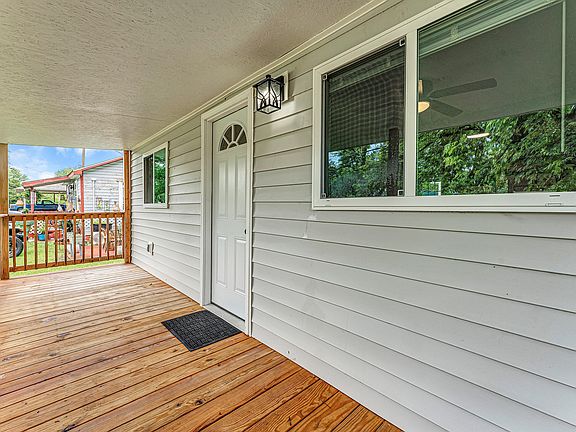 5th image of 516 N Forest Avenue