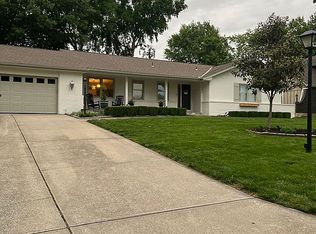 299 N Winnebago Dr, Lake Winnebago, MO 64034