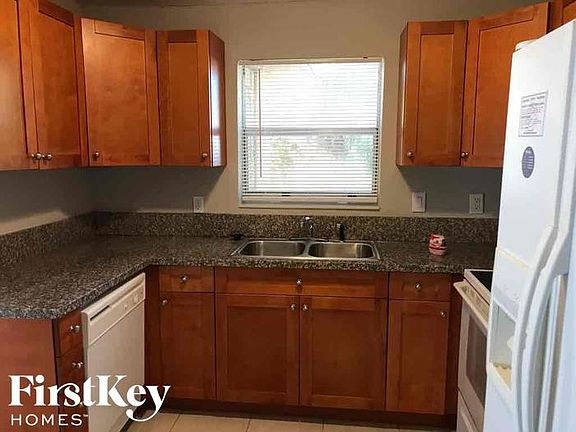 5th image of 2111 Plunkett Ct