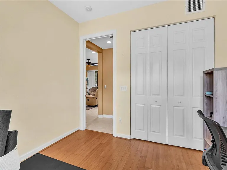 8025 NW 127th Ln #4-C — Photo 10