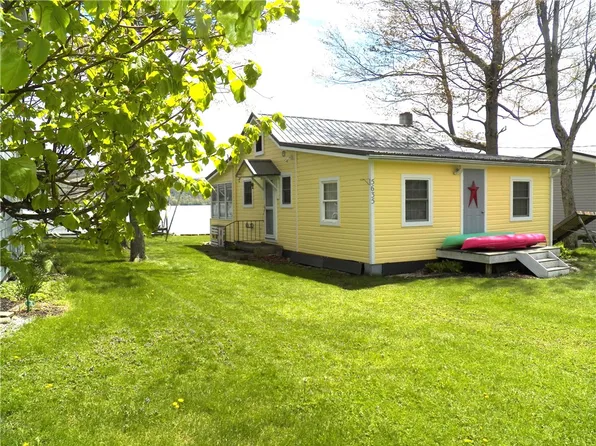 5635 Poplar Cv, Honeoye, NY 14471