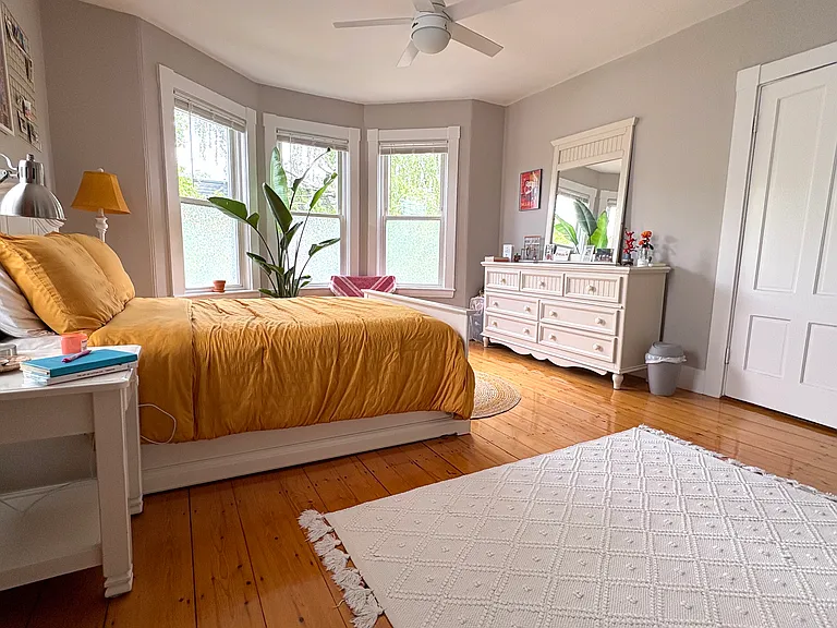 32 Wyatt St #2 — Photo 2