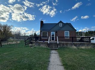 937 Harney St, Custer, SD 57730