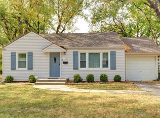 7708 Newton St, Overland Park, KS 66204