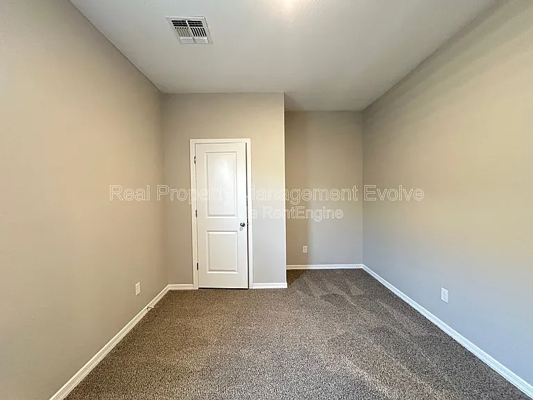 6551 W Magdalena Ln — Photo 26