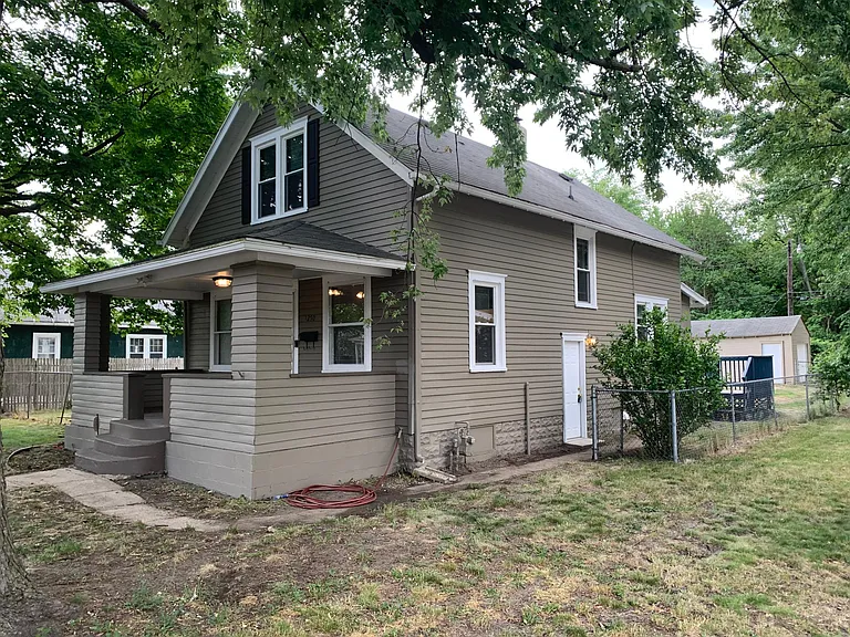 1250 E Cedar St — Photo 16