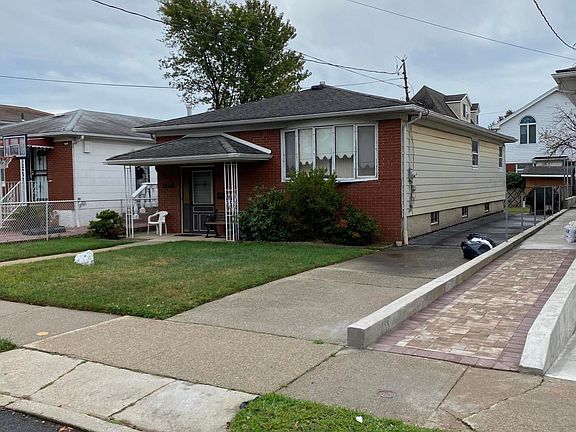 3rd image of 244 Delaware Ave