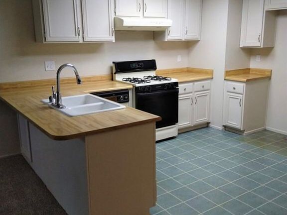 4th image of 9334 Salina Way
