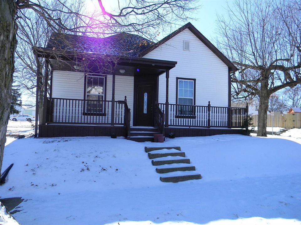 1st image of 141 W 1st St Lot 9