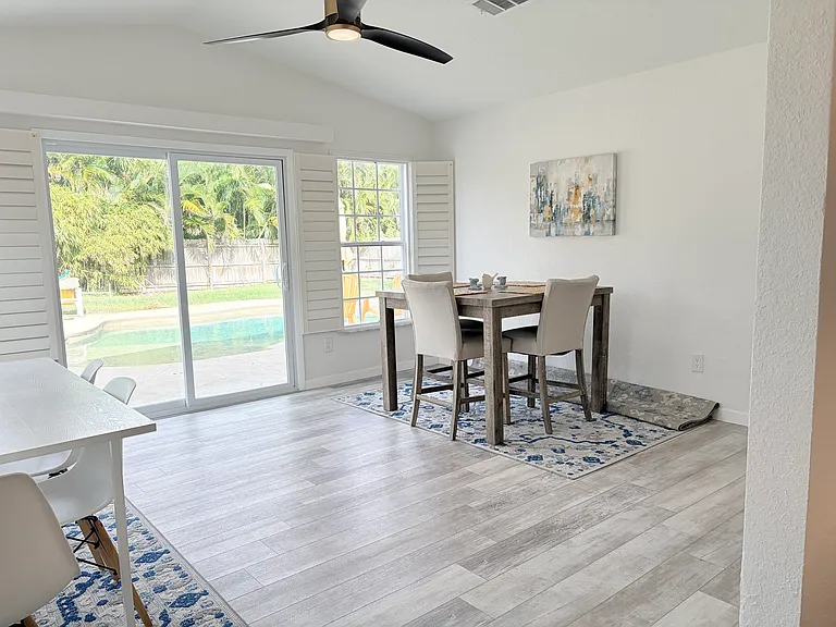 278 Pine Tree Dr — Photo 11