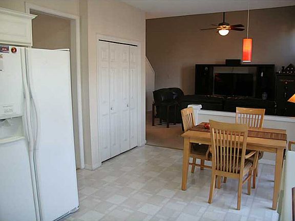 4th image of 2520 Alvecot Cir