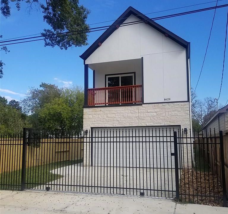 1st image of 8628 Allwood St