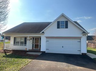 5580 Bridgegate Dr, Winston Salem, NC 27106