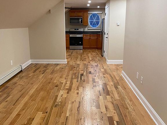 2nd image of 435 E 239th St Floor 3