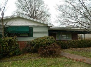 319 Orchard St, Ironton, OH 45638