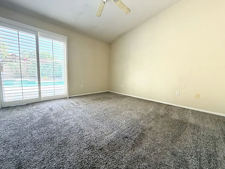 79220 Laurie Ct — Photo 7