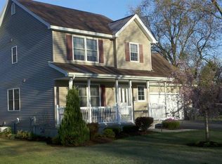 11 James Ct, Glens Falls, NY 12801