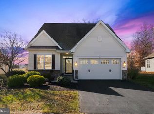1142 Creekside Ln, Quakertown, PA 18951