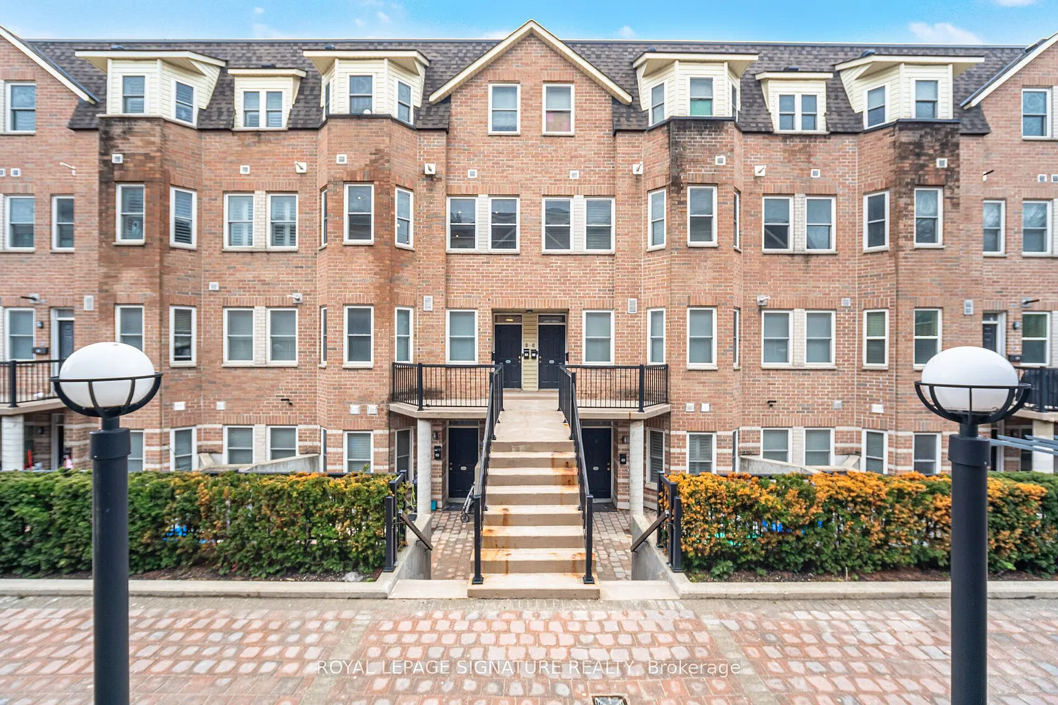 760 Lawrence Ave W #153 photo 1