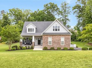 10527 Deerlake Dr, New Kent, VA 23124