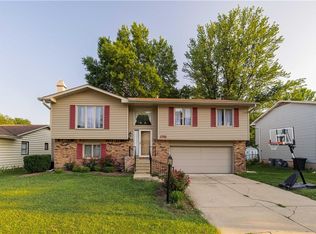 1781 E Winnetka Ave, Decatur, IL 62526