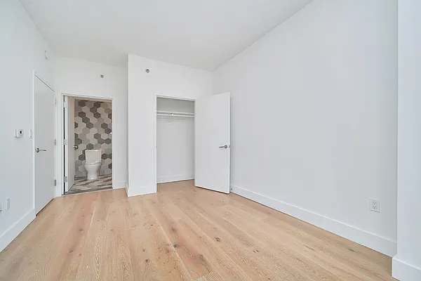 Rented by Living New York | media 9