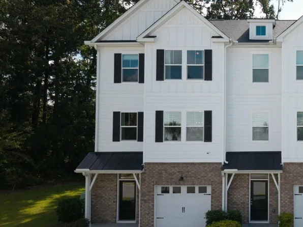 5200 New Palm Ct, Summerville, SC 29485