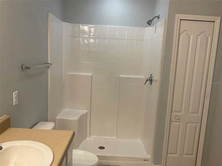 101 Hurst Ct — Photo 13
