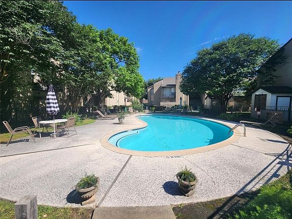 4th image of 2021 Spenwick Dr APT 711