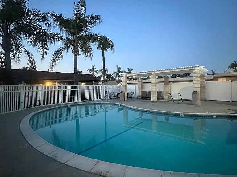 Shared pool.