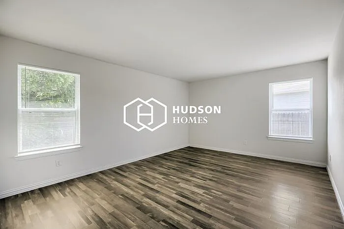 1509 Fairway Dr — Photo 9