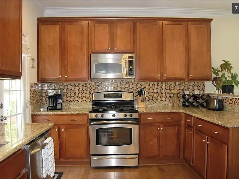 5717 Running Fox Ln — Photo 3