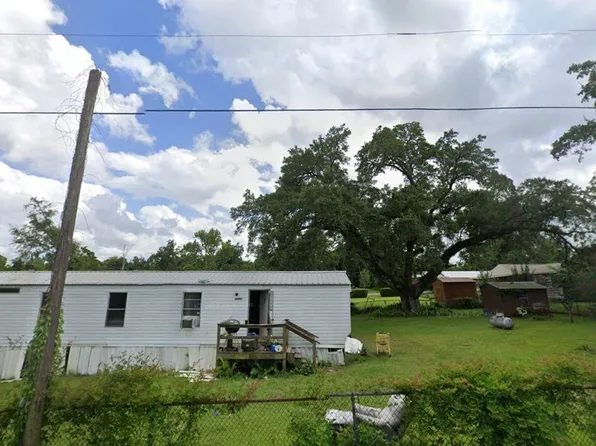20885 NE Gum St, Blountstown, FL 32424