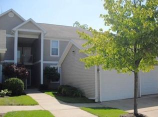 1378 Fox Pointe Cir, Ann Arbor, MI 48108