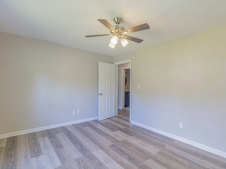 117 Biscayne Blvd — Photo 15