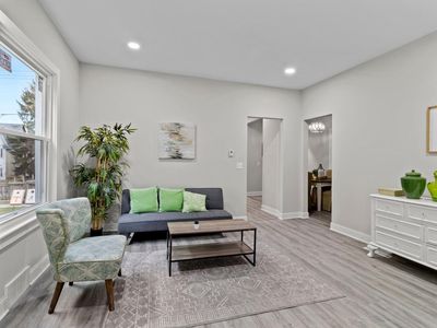 3319 West Walnut STREET, Milwaukee, WI, 53208