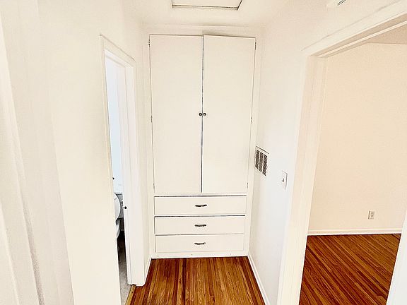 4th image of 1447 S Wooster St APT 7