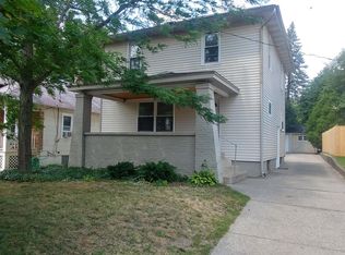 859 Ardmore St SE, Grand Rapids, MI