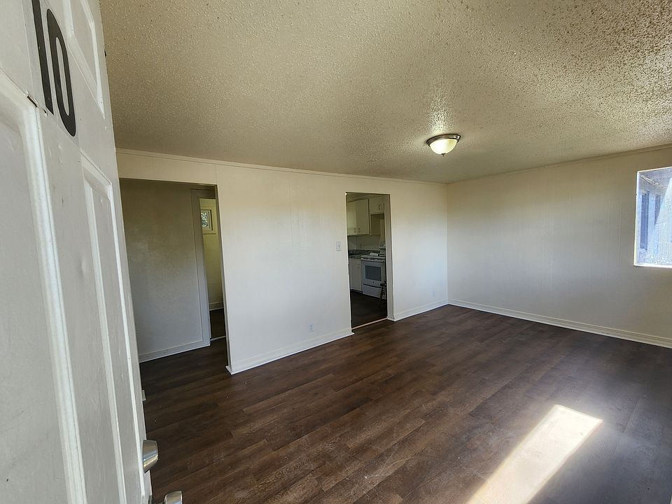 1st image of 1020 S Broadway St #10