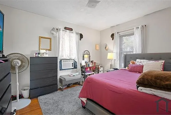 78 Collins St #1 — Photo 4