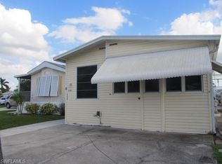 11721 Dawn Cowrie Dr, Fort Myers, FL 33908