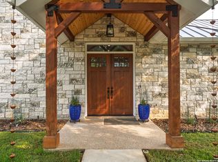 1133 Horseshoe Fls, Bandera, TX 78003