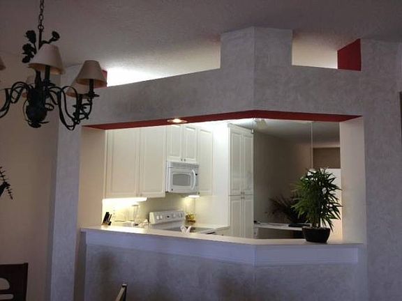 3rd image of 10730 NW 66th St APT 509