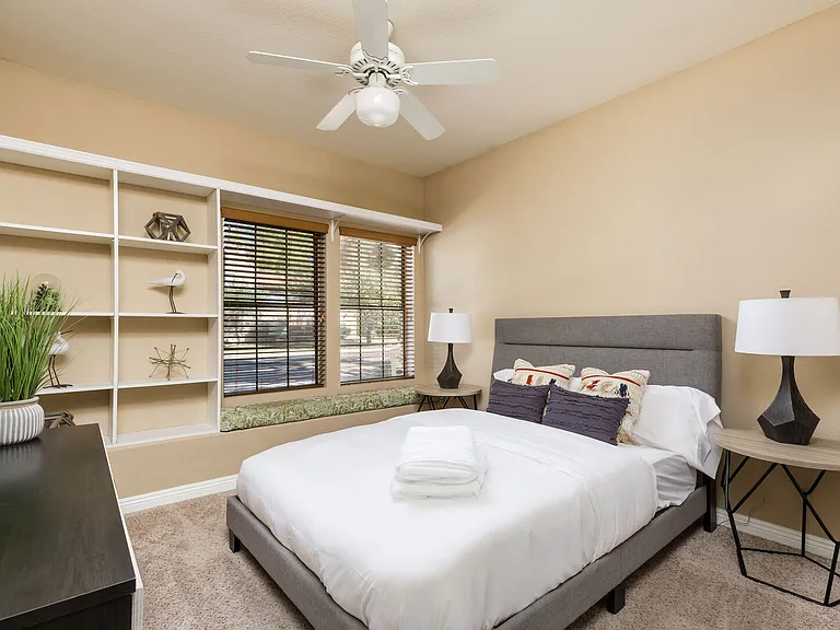 5821 E Aire Libre Ave — Photo 26