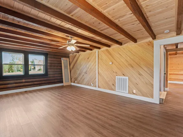 7121 Robinson Dr, Fairview, TN 37062