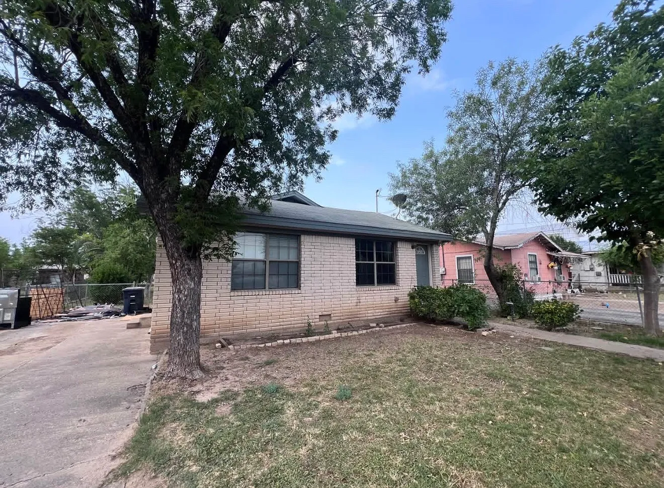 3 bed, 1440 sqft, $1,380 — Photo 1