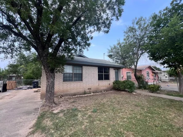 2150 Hillcrest Blvd, Eagle Pass, TX 78852